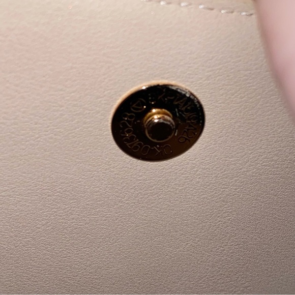 Lulu’s Cute and Casual Light Nude Woven Handbag - Picture 6 of 9